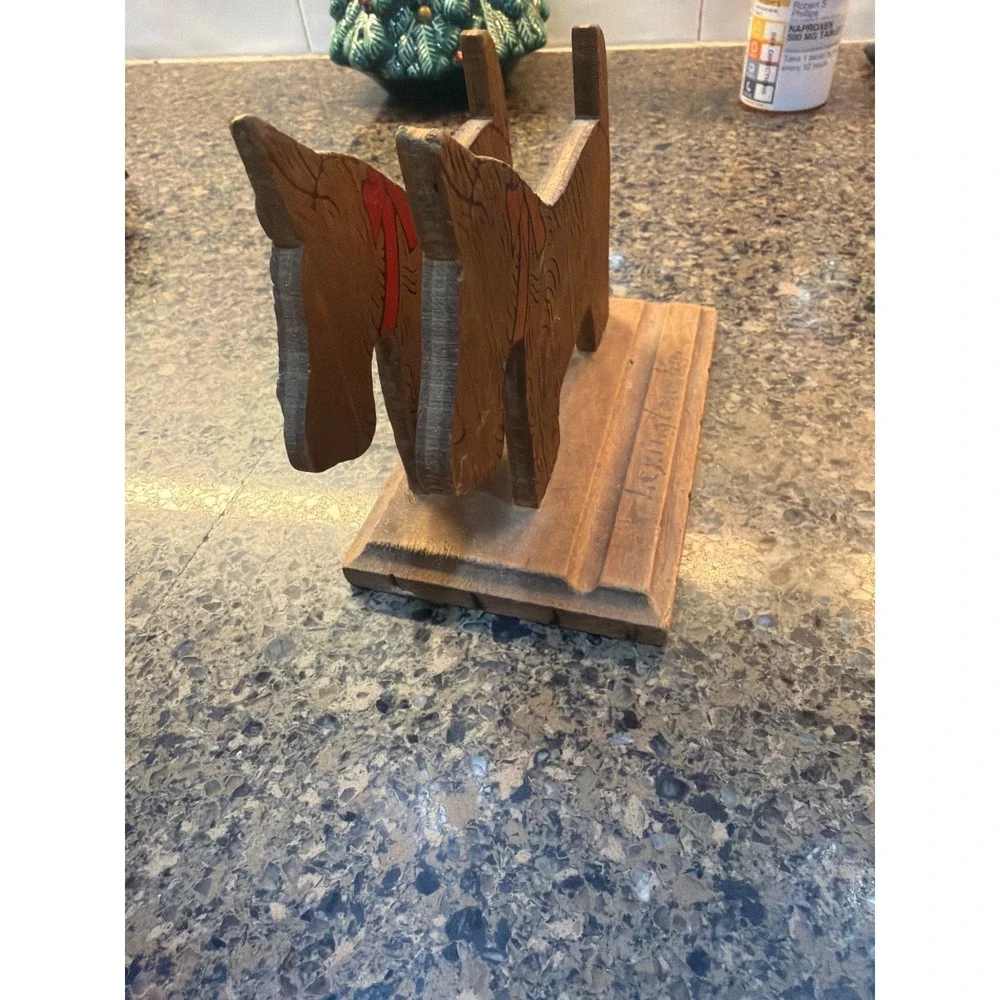 vtg wooden‎ scotty terrier dog napkin holder